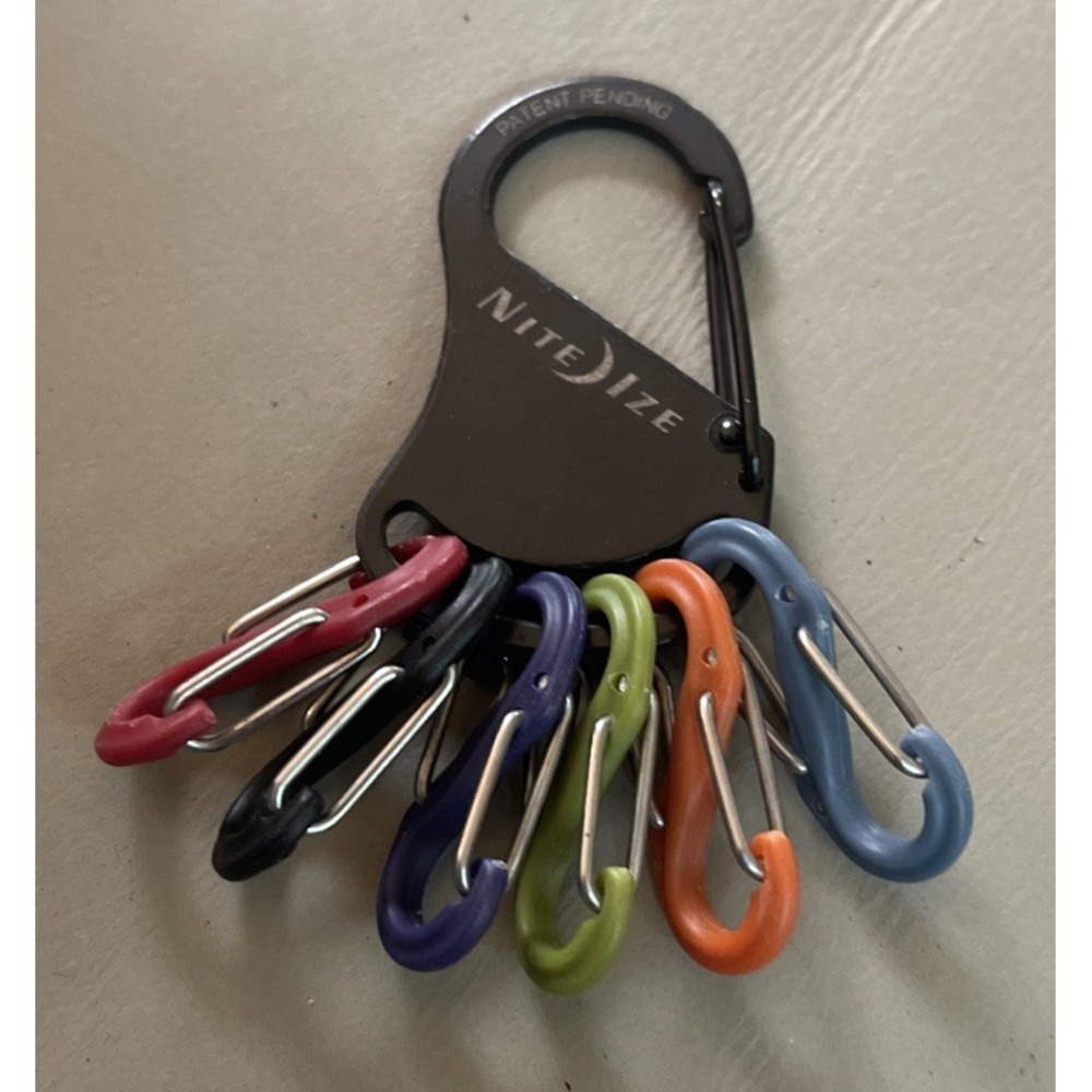 Nite Ize Key Rack S-Biner KRK2-01-R6 for Keys Organization